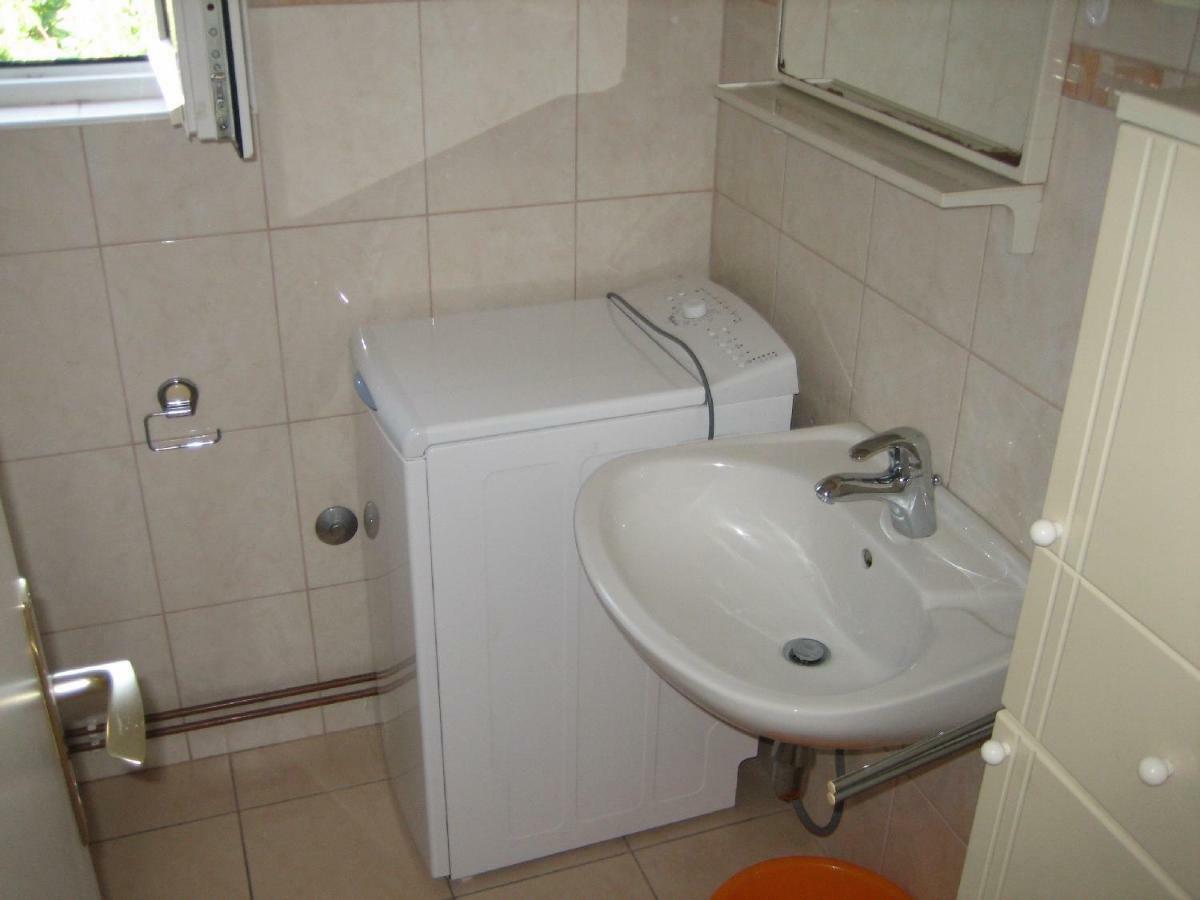 Tihi Apartman زادار المظهر الخارجي الصورة