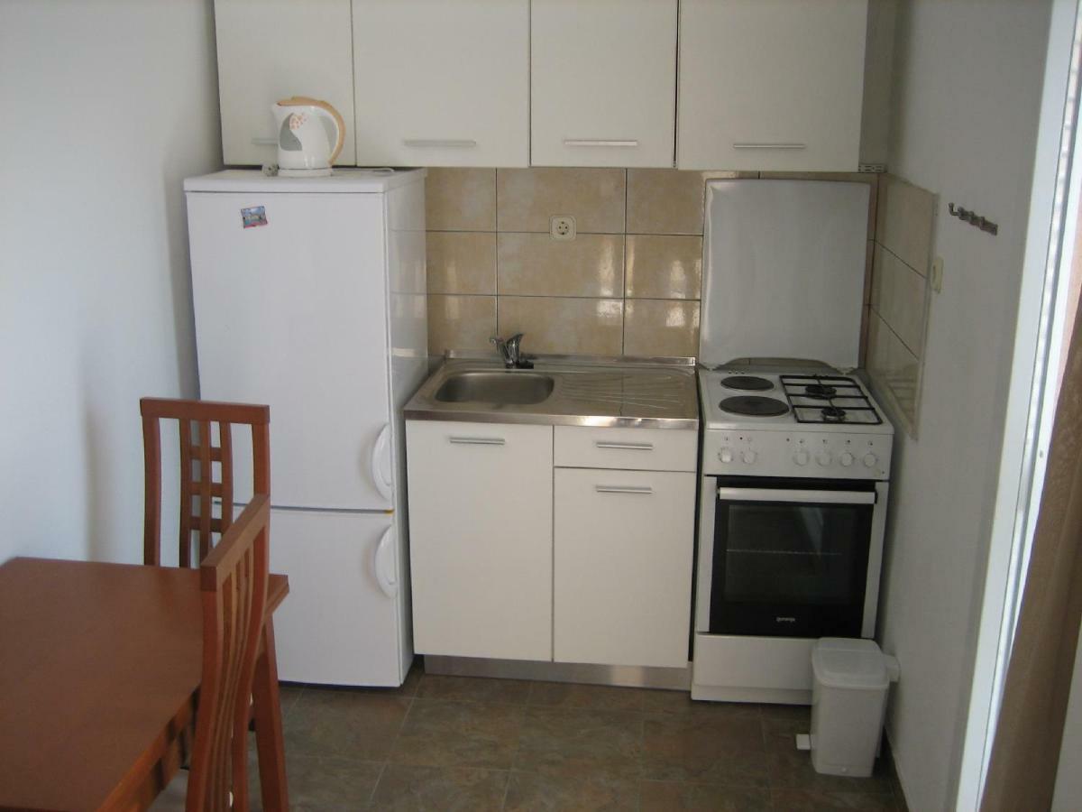 Tihi Apartman زادار المظهر الخارجي الصورة